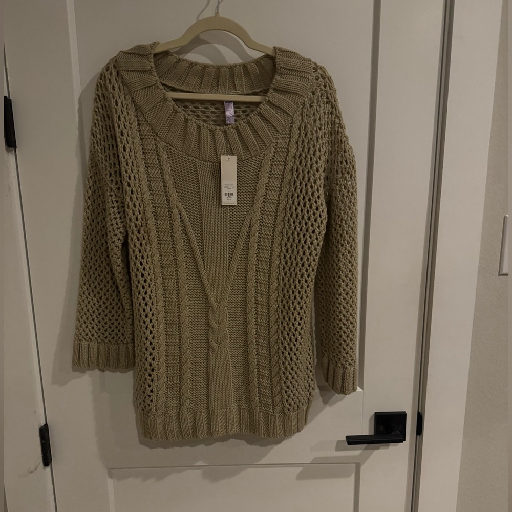 Taupe Knit Sweater - Francesca’s Boutique - NWT